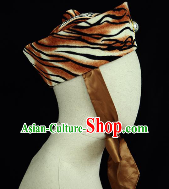 Chinese Handmade Opera Warrior Headdress Ancient Huntsman Headwear Beijing Opera Wusheng Leopard Hat Chinese Handmade Opera Warrior Headdress Ancient Huntsman Headwear Beijing Opera Wusheng Leopard Hat