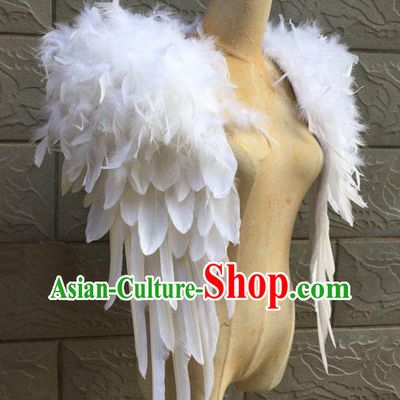 Top Brazilian Carnival Epaulet Samba Dance White Feather Shoulder Accessories Miami Catwalks Cape Decorations Stage Show Prop