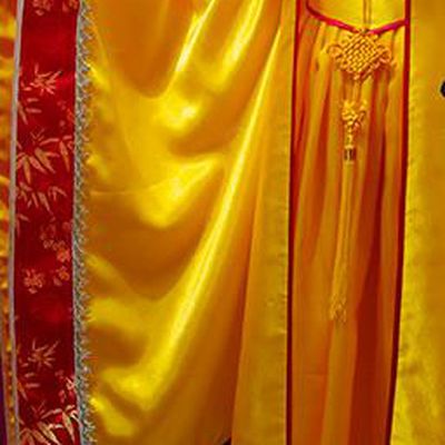 Chinese Traditional Cosplay Emperor Clothing Puppet Show Swordsman Tan Wuyu Garment Costumes Ancient Royal King Golden Robe Uniforms