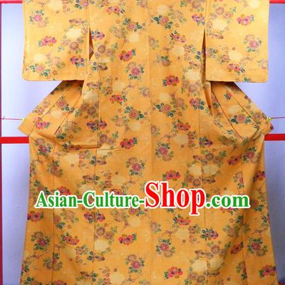Japanese Classical Chrysanthemum Peony Pattern Yellow Yukata Dress Traditional Edo Komon Kimono Clothing Young Woman Garment Costume