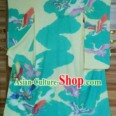 Japanese Traditional Furisode Kimono Clothing Court Woman Garment Costume Classical Cloud Cranes Pattern Green Yukata Dress
