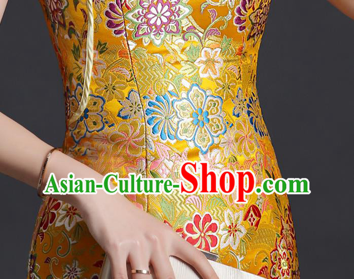 Chinese Classical Qipao Clothing Bride Golden Brocade Cheongsam Traditional Wedding Dress Compere Full Dress Chinese Classical Qipao Clothing Bride Golden Brocade Cheongsam Traditional Wedding Dress Compere Full Dress