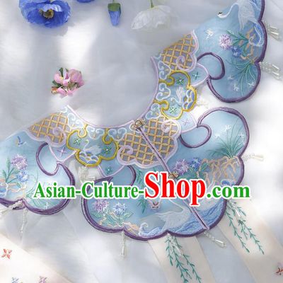 Chinese Ming Dynasty Embroidered Cloud Shoulder Blue Collar Yujian Cheongsam Cappa Traditional Necklace Accessories