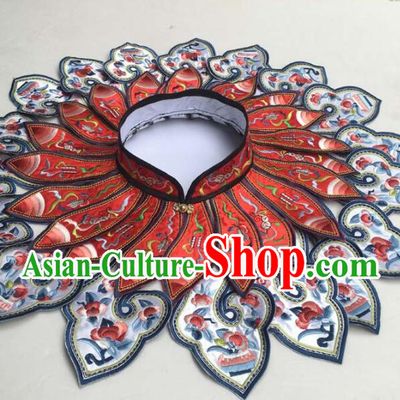 Chinese Qing Dynasty Cloud Shoulder Traditional Yunjian Cappa Shawl Embroidered Collar Accessories