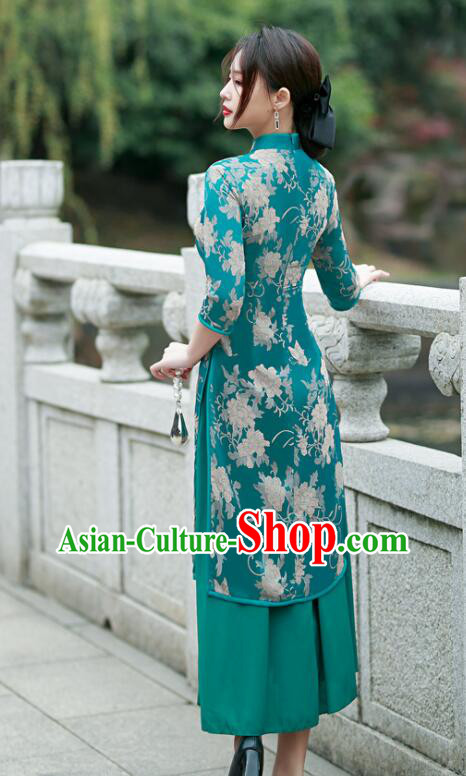 Chinese Traditional Green Cheongsam Middle Sleeve Dress Aodai Qipao Chinese Traditional Green Cheongsam Middle Sleeve Dress Aodai Qipao