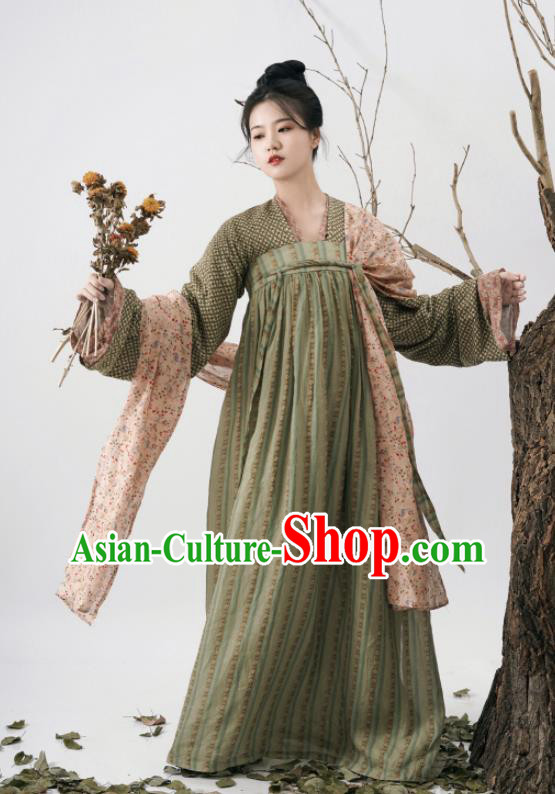 Chinese Ancient Country Lady Dress Tang Dynasty Hanfu Traditional Garment Costumes Complete Set Chinese Ancient Country Lady Dress Tang Dynasty Hanfu Traditional Garment Costumes Complete Set