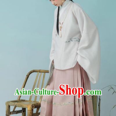 China Ancient Young Woman Costumes Ming Dynasty White Jacket and Skirt Traditional Hanfu