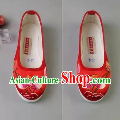 Chinese Embroidered Shoes Handmade Old Peking Shoes Red Satin Wedding Shoes