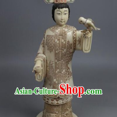 Chinese Qing Dynasty Palace Lady Statue Handmade Ox Bone Handicraft Sculpture