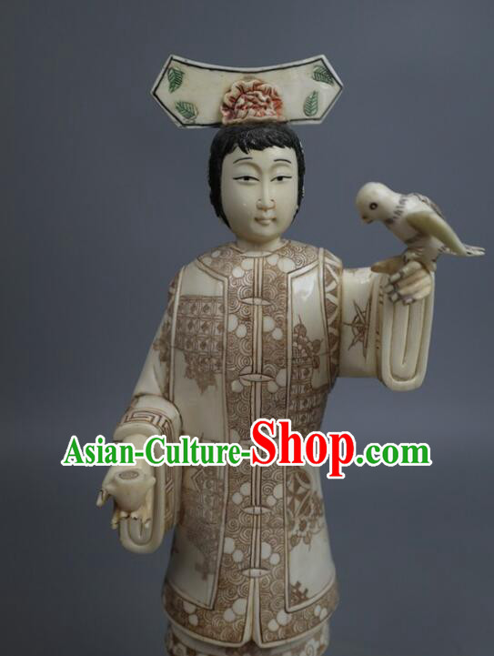 Chinese Qing Dynasty Palace Lady Statue Handmade Ox Bone Handicraft Sculpture Chinese Qing Dynasty Palace Lady Statue Handmade Ox Bone Handicraft Sculpture