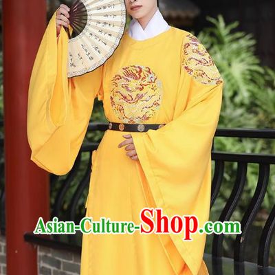 China Ming Dynasty Emperor Yellow Dragon Robe Traditional Hanfu Garment Ancient Royal Monarch Costume
