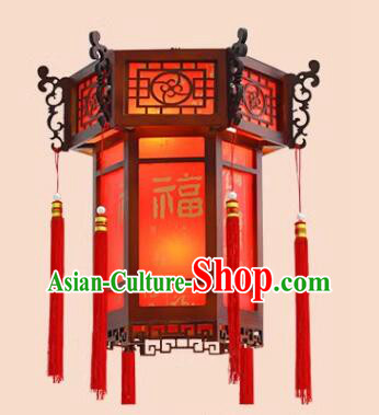 China New Year Lantern Handmade Wood Lamp Classical Red Palace Lantern
