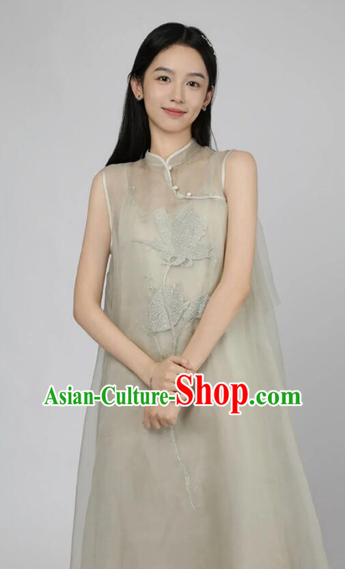 Top Qipao China Classical Dress Embroidered Light Green Cheongsam Top Qipao China Classical Dress Embroidered Light Green Cheongsam