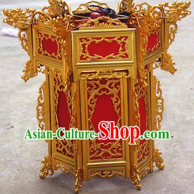 Chinese Handmade Plastic Lantern Traditional Palace Lantern Gold Lamp