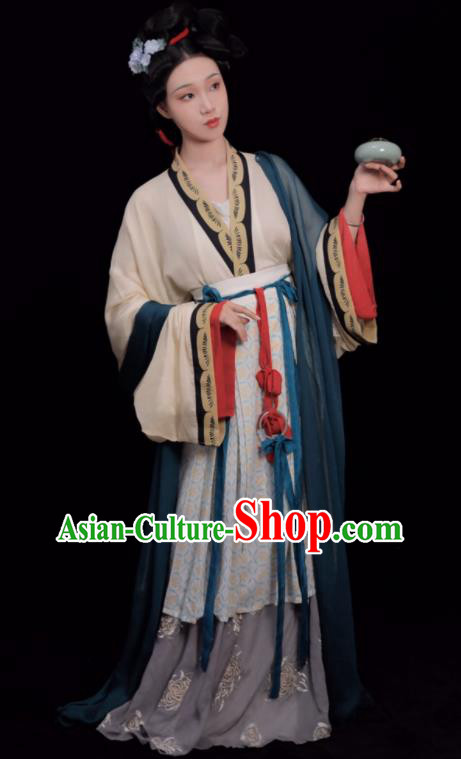 Chinese Ancient Noble Beauty Costumes Traditional Hanfu Clothing Song Dynasty Young Woman Apricot Dress Chinese Ancient Noble Beauty Costumes Traditional Hanfu Clothing Song Dynasty Young Woman Apricot Dress