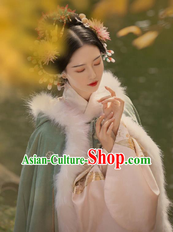 China Ancient Princess Costume Ming Dynasty Court Woman Clothing Traditional Hanfu Green Winter Cloak China Ancient Princess Costume Ming Dynasty Court Woman Clothing Traditional Hanfu Green Winter Cloak