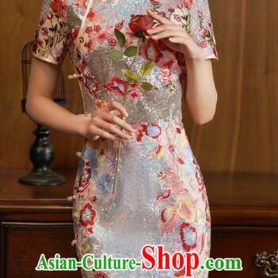 China Classical Cheongsam Clothing Elegant Embroidered Dress Shining Qipao Costume