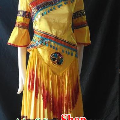 Zhuang Yellow Pleated Long Skirt Stage Singing Performance Costume