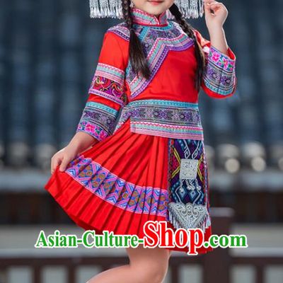 March Three Zhuang Costumes Children Ethnic Minority Costumes Girls Guangxi Children Performance Costumes