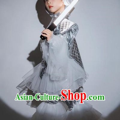 Girls Future Metaverse Technological Sense Creative Clothing Car Model Stage Silver Dress Catwalk Catwalk Show Trendy Clothing