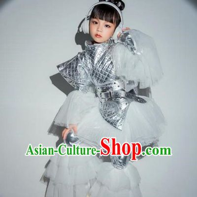 Girls Future Metaverse Technological Sense Creative Clothing Car Model Stage Silver Dress Catwalk Catwalk Show Trendy Clothing