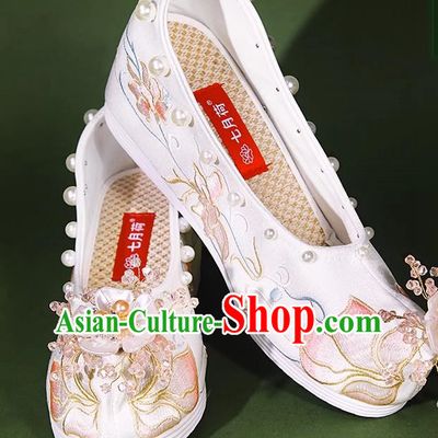 Embroidered Hanfu Shoes Handmade Beaded Pearl Flower Heightening Cloth Shoes
