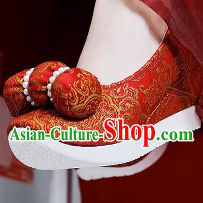 Red Hanfu Shoes Women Original Ancient Style Inner Heightening Round Toe Soft Soled Shoes Ming System Horse Face Climbing Cloud Shoes
