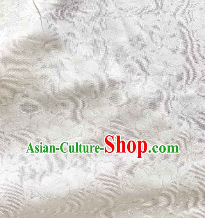 White China Jacquard Damask Classical Mulberry Silk Traditional Magnolia Pattern Fabric Cheongsam Cloth White China Jacquard Damask Classical Mulberry Silk Traditional Magnolia Pattern Fabric Cheongsam Cloth