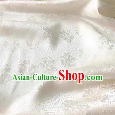 White China Mulberry Silk Classical Trumpet Creeper Design Cloth Hanfu Fabric Traditional Jacquard Crepe