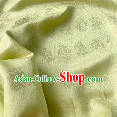 Yellowish Green China Mulberry Silk Classical Trumpet Creeper Pattern Hanfu Fabric Traditional Jacquard Crepe Cloth