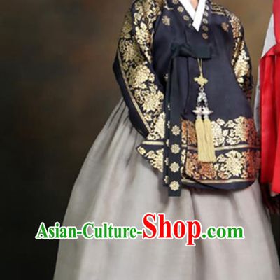 Traditional Korean Costume Ancient Bride Clothing Handmade Court Hanbok Black Top and Grey Dress Complete Set