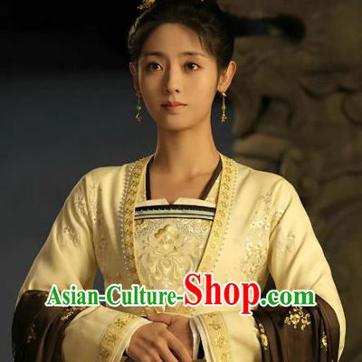 Drama Lost Track of Time Matriarch Lu An Ran Clothing China Ancient Noble Woman Historical Costumes