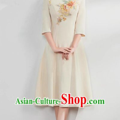 China Modern Beige Cheongsam Traditional Chinese Clothing Embroidered Qipao Dress