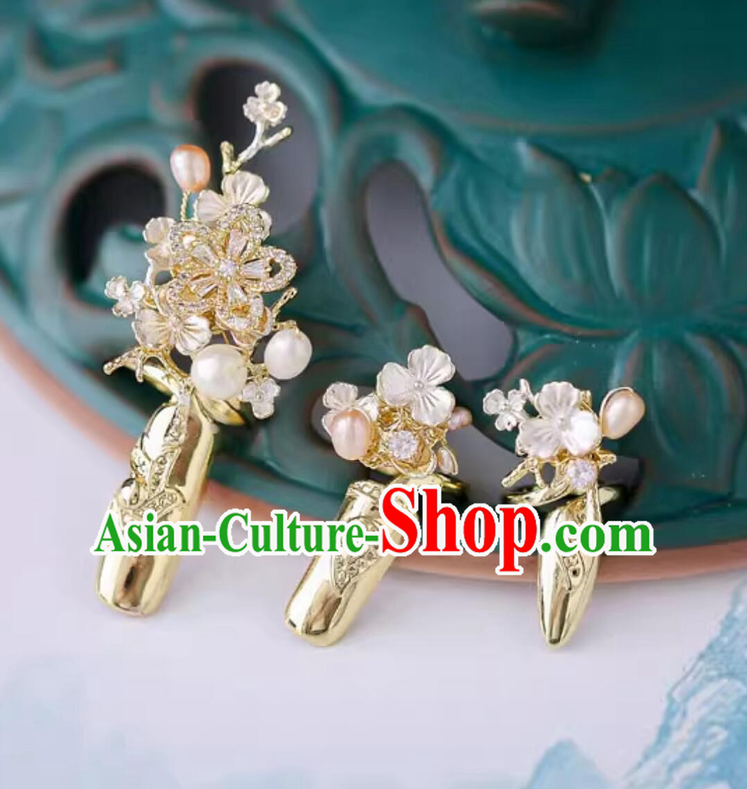 Handmade Wedding Fingernail Accessories Traditional Chinese Golden Nail Wraps for Women Handmade Wedding Fingernail Accessories Traditional Chinese Golden Nail Wraps for Women