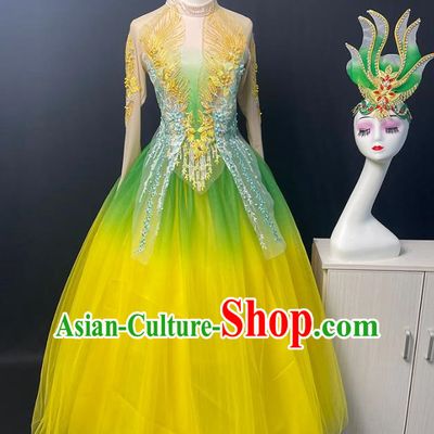Yellow Green Opening Dance Performance Costumes With Large Swing Skirts Female Atmospheric Singing And Dancing Costumes Spring Story Dance Costumes