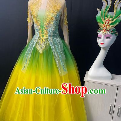 Yellow Green Opening Dance Performance Costumes With Large Swing Skirts Female Atmospheric Singing And Dancing Costumes Spring Story Dance Costumes