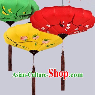Chinese Antique Lantern Hand Painted Palace Lantern Flying Saucers Traditional Fabric Lamp
