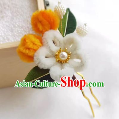 Hanfu Velvet Flower Hairpin White Wrapped Plum Blossom Hair Stick Chinese Traditional Headpiece Handmade Hair Jewelry