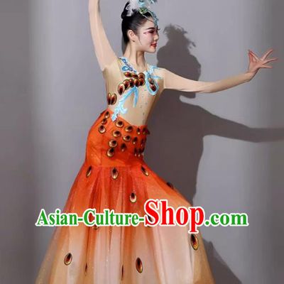 Jacinth Woman Peacock Dance Dress Dai Ethnic Dance Costume China Yunnan Ethnic Minority Cucurbit Flute Performance Clothing