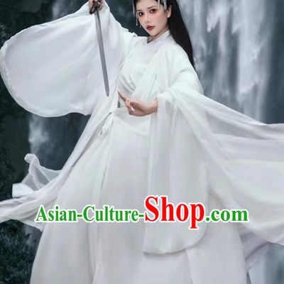 Chinese Traditional Female Hanfu Ancient China Young Lady Costume Jin Dynasty Swordswoman White Dress