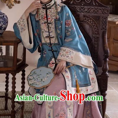 Ancient China Noble Lady Blue Blouse and Mamian Skirt Chinese Qing Dynasty Young Woman Clothing Complete Set