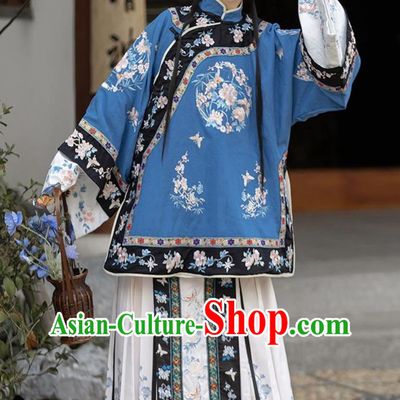 Chinese Ming Dynasty Noble Lady Dress Ancient China Woman Clothing Traditional Hanfu Blue Blouse and Mamian Skirt Complete Set
