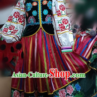Russian Performance Clothing Restaurant Waitress Attire European Traditional Embroidered Dress