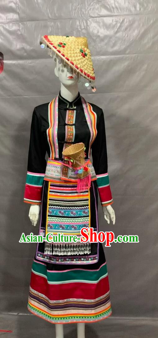 Dai Ethnic Bride Costume Chinese Minority Performance Wear Ethnic Lifestyle Attire Dai Ethnic Bride Costume Chinese Minority Performance Wear Ethnic Lifestyle Attire