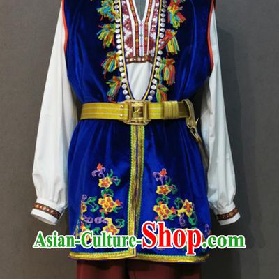 European Male Fashion Show Performance Attire Russia Traditional Costume