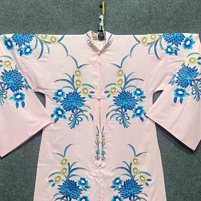 Chinese Peking Opera Huadan Dress Beijing Opera Performance Costume Embroidered Light Pink Qingyi Cape