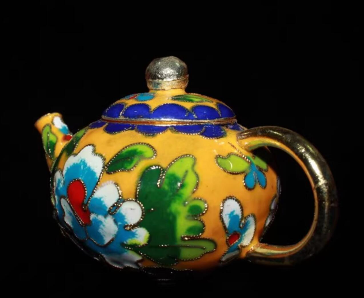 Chinese Traditional Enamel Craft Yellow Cloisonne Teapot Rich Peony Chinese Traditional Enamel Craft Yellow Cloisonne Teapot Rich Peony