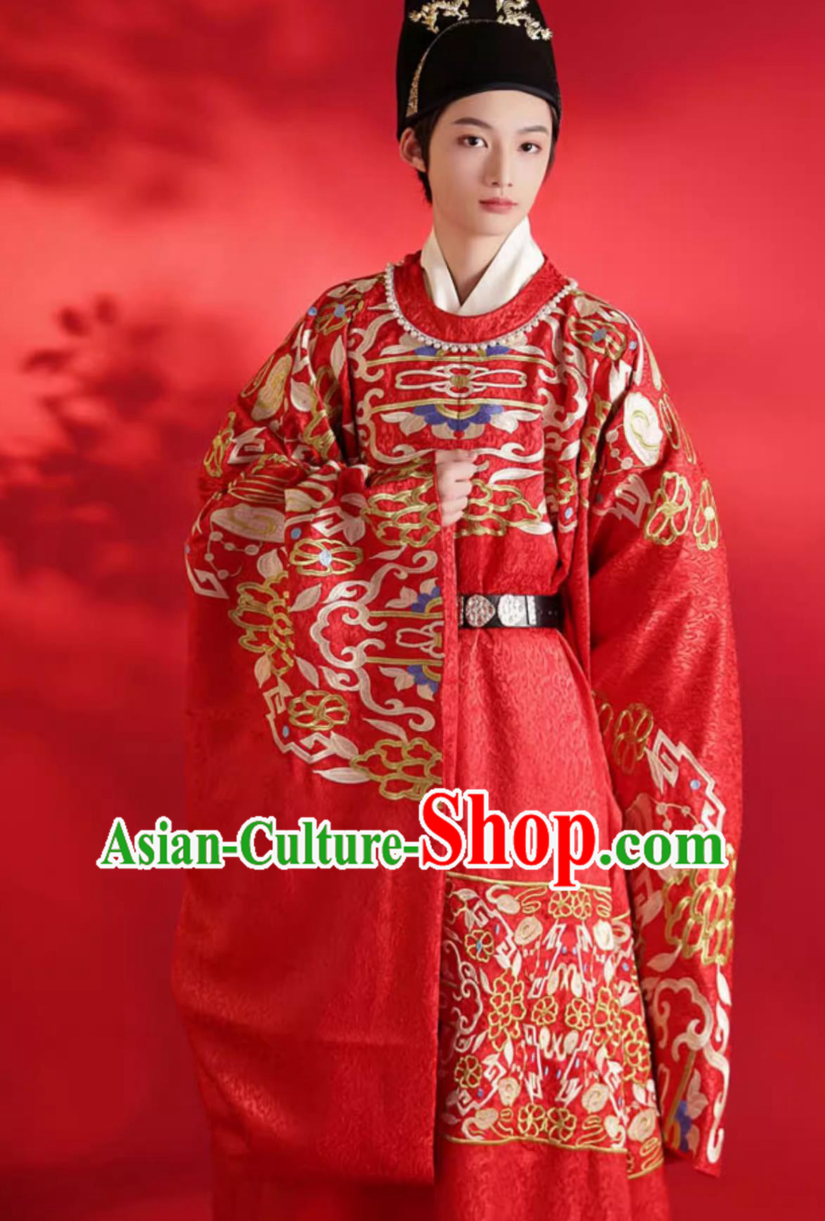 Chinese Hanfu Wedding Attires Traditional Ming Dynasty Embroidered Gowns Couple Complete Set Chinese Hanfu Wedding Attires Traditional Ming Dynasty Embroidered Gowns Couple Complete Set