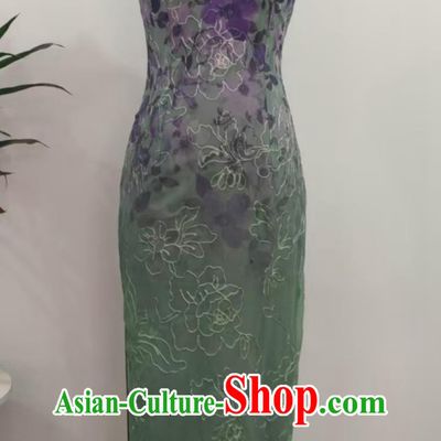 Custom Hong Kong Style 150 kg Slimming Fit Sleeveless Gradient Qipao Dress