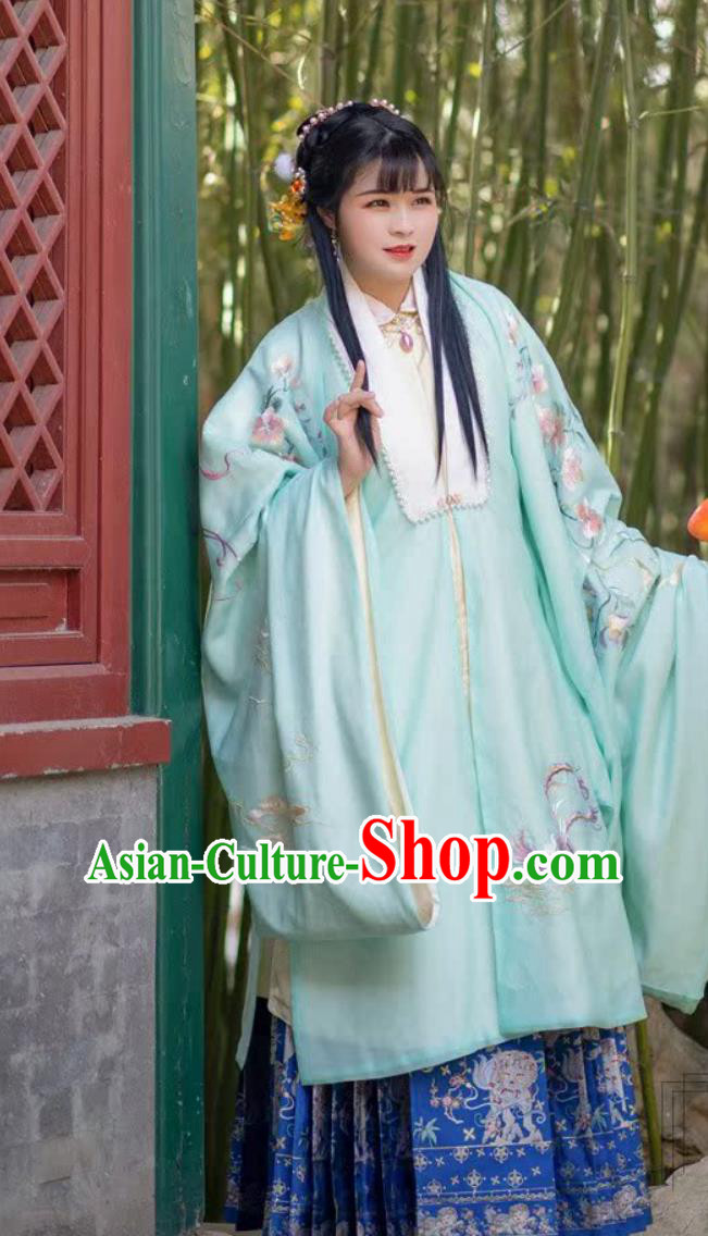 Ming Dynasty Phoenix Wisteria Hanfu Cape Ancient Chinese Embroidered Green Cloak Ming Dynasty Phoenix Wisteria Hanfu Cape Ancient Chinese Embroidered Green Cloak